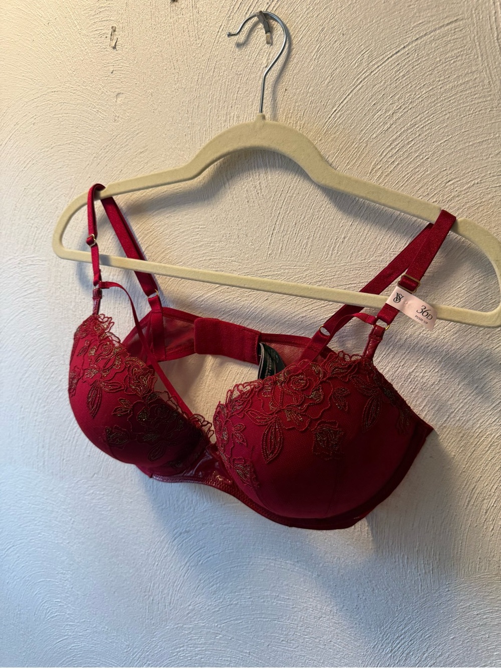 Victoria’s Secret Very Sexy Push-Up Bra 36D Red Lace Embroidered Mesh Valentine - Picture 2 of 5